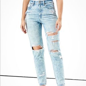 NWT AE MOM JEANS